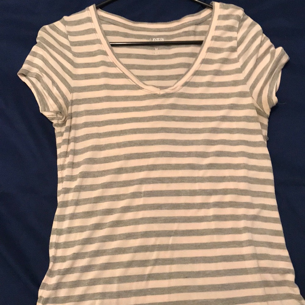 Light pink and gray v-neck